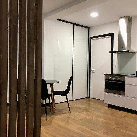 Loft De Diseno Con Balcon Apartment Фигерас Екстериор снимка
