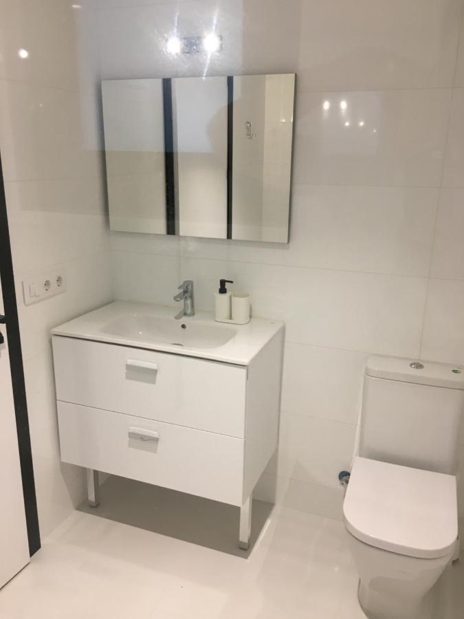 Loft De Diseno Con Balcon Apartment Фигерас Екстериор снимка