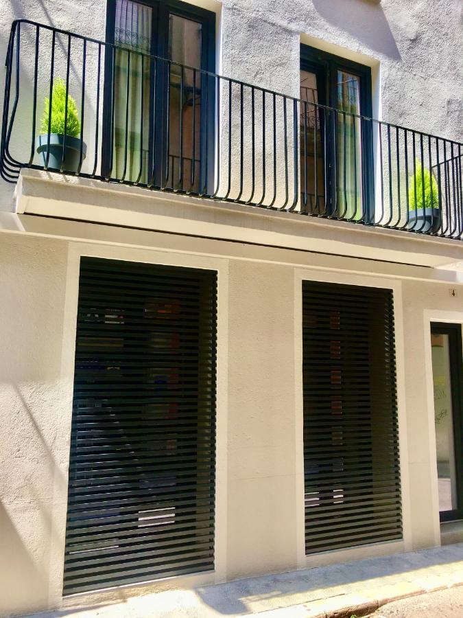 Loft De Diseno Con Balcon Apartment Фигерас Екстериор снимка